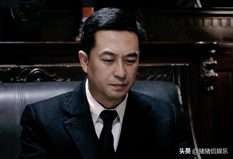 _明晚双星联播！45集谍战剧来袭，看清演员阵容，网友：该爆了_明晚双星联播！45集谍战剧来袭，看清演员阵容，网友：该爆了