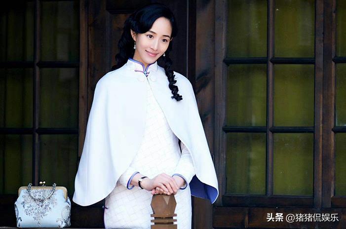 明晚双星联播！45集谍战剧来袭，看清演员阵容，网友：该爆了__明晚双星联播！45集谍战剧来袭，看清演员阵容，网友：该爆了