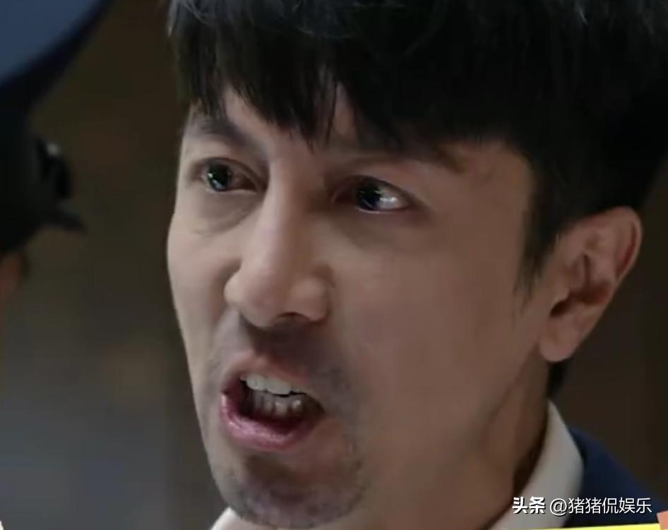 明晚双星联播！45集谍战剧来袭，看清演员阵容，网友：该爆了_明晚双星联播！45集谍战剧来袭，看清演员阵容，网友：该爆了_