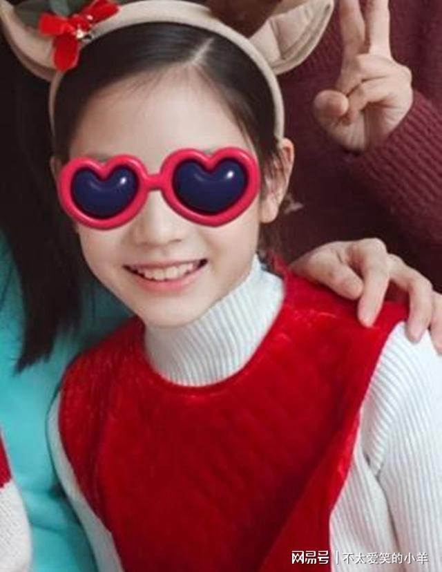 _挡脸的马赛克_马赛克孕妇