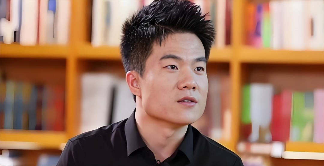 董宇辉爆单沙发陷“代工”争议，顾家幕后浮现美的“太子”身影_董宇辉爆单沙发陷“代工”争议，顾家幕后浮现美的“太子”身影_