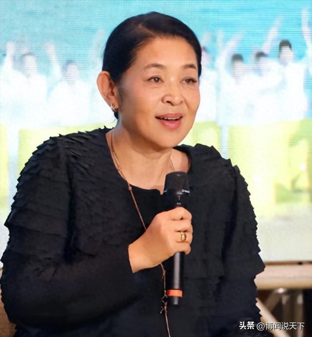 _倪萍的儿子的现状_倪萍儿子首次亮相