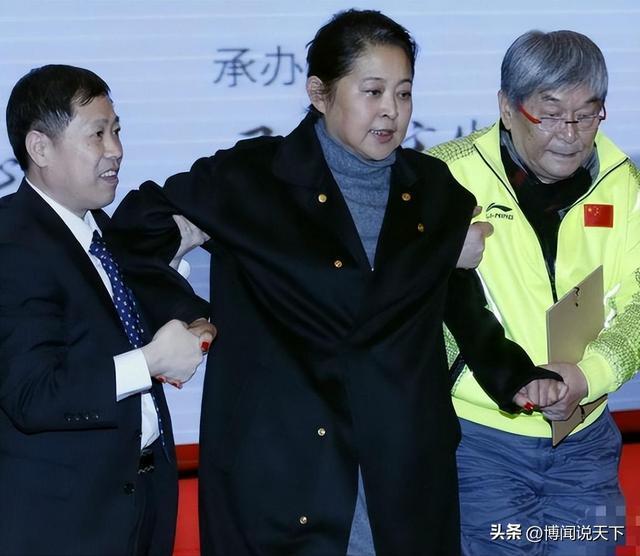 倪萍儿子首次亮相_倪萍的儿子的现状_