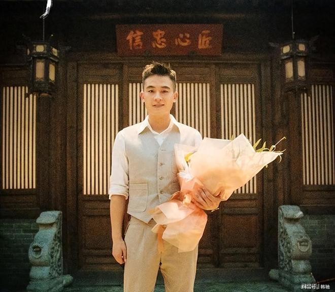 欧豪:16岁送外卖,21岁遇到贵人谢霆锋,25岁和马思纯谈过恋爱!__欧豪:16岁送外卖,21岁遇到贵人谢霆锋,25岁和马思纯谈过恋爱!