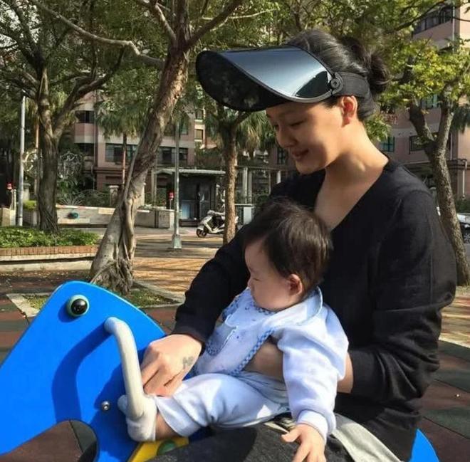 烟花惹草是什么意思__烟花虐心吗