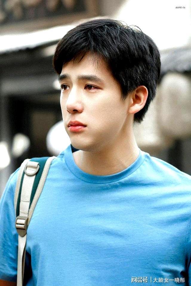 敬一丹童年照首曝光_张桐童年照曝光_