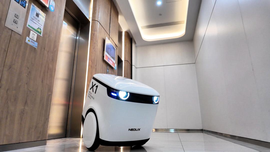 无人物流配送车功能_新石器无人送餐车_