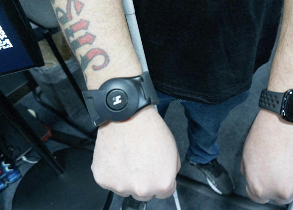 初创公司Hapware推出Aleye医疗辅助用智能腕带__初创公司Hapware推出Aleye医疗辅助用智能腕带