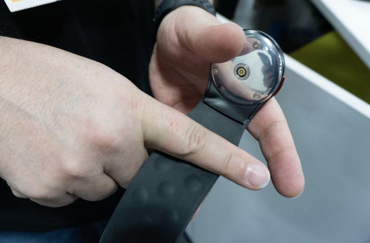 初创公司Hapware推出Aleye医疗辅助用智能腕带__初创公司Hapware推出Aleye医疗辅助用智能腕带