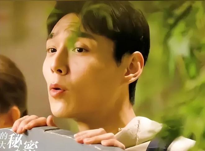 _明明同一人,演完《承欢记》演《逍遥》,换个造型判若两人_明明同一人,演完《承欢记》演《逍遥》,换个造型判若两人